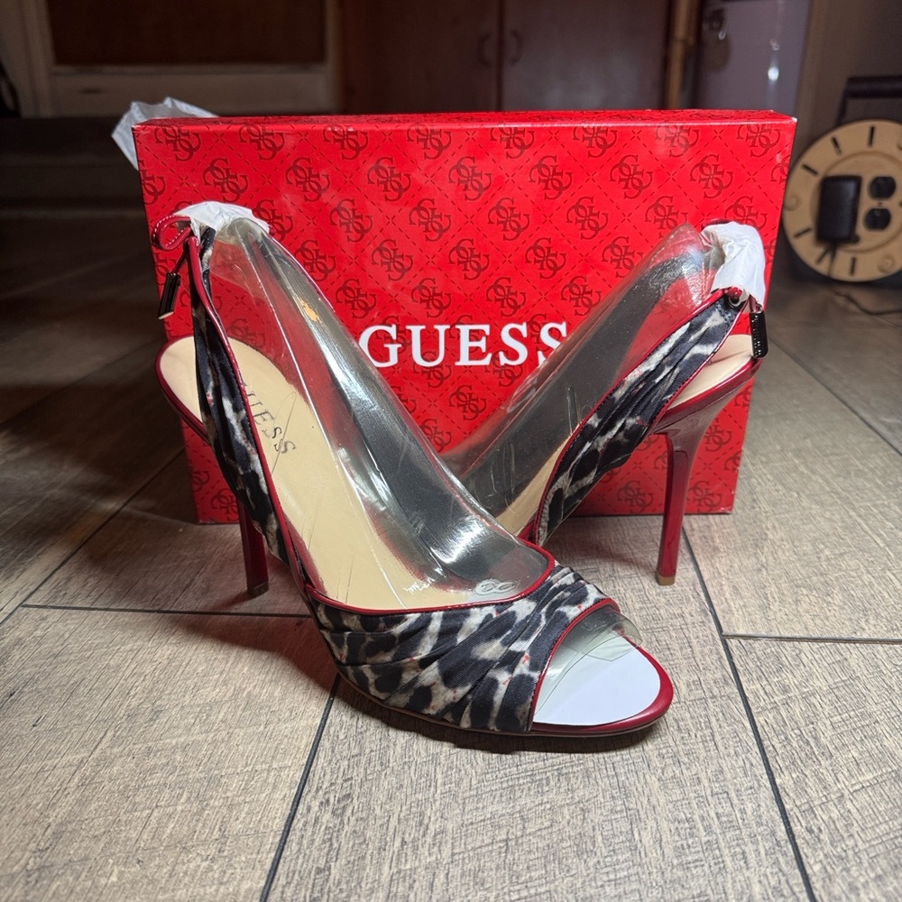 Guess Women's Red and Leopard Print Heels